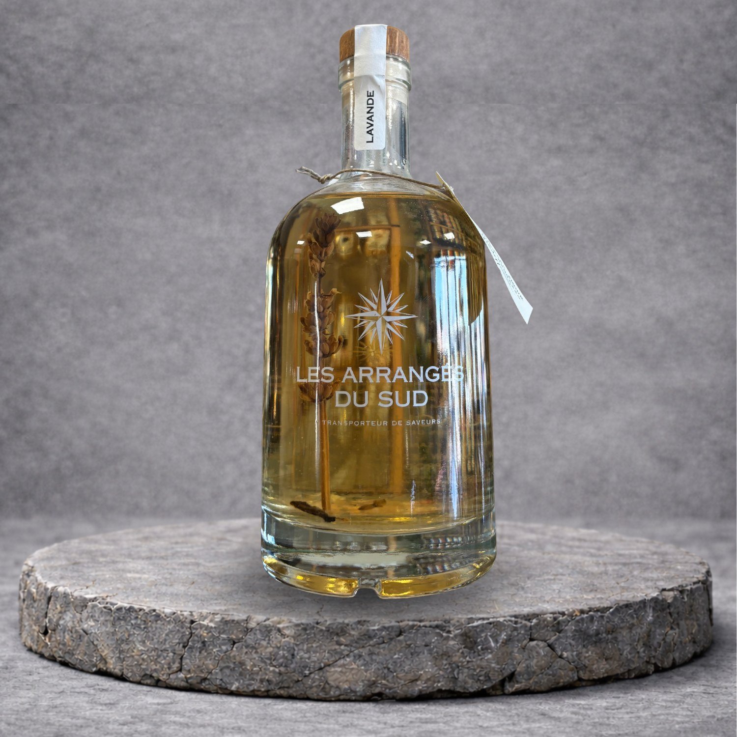 Rhum arrangé lavande de Provence Les Rhums du Sud